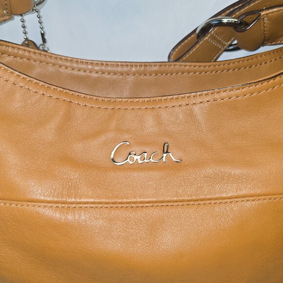 Vintage Authentic Coach Pieced Large Shoulder Bag in Cognac F17116 - Picture 4 of 10